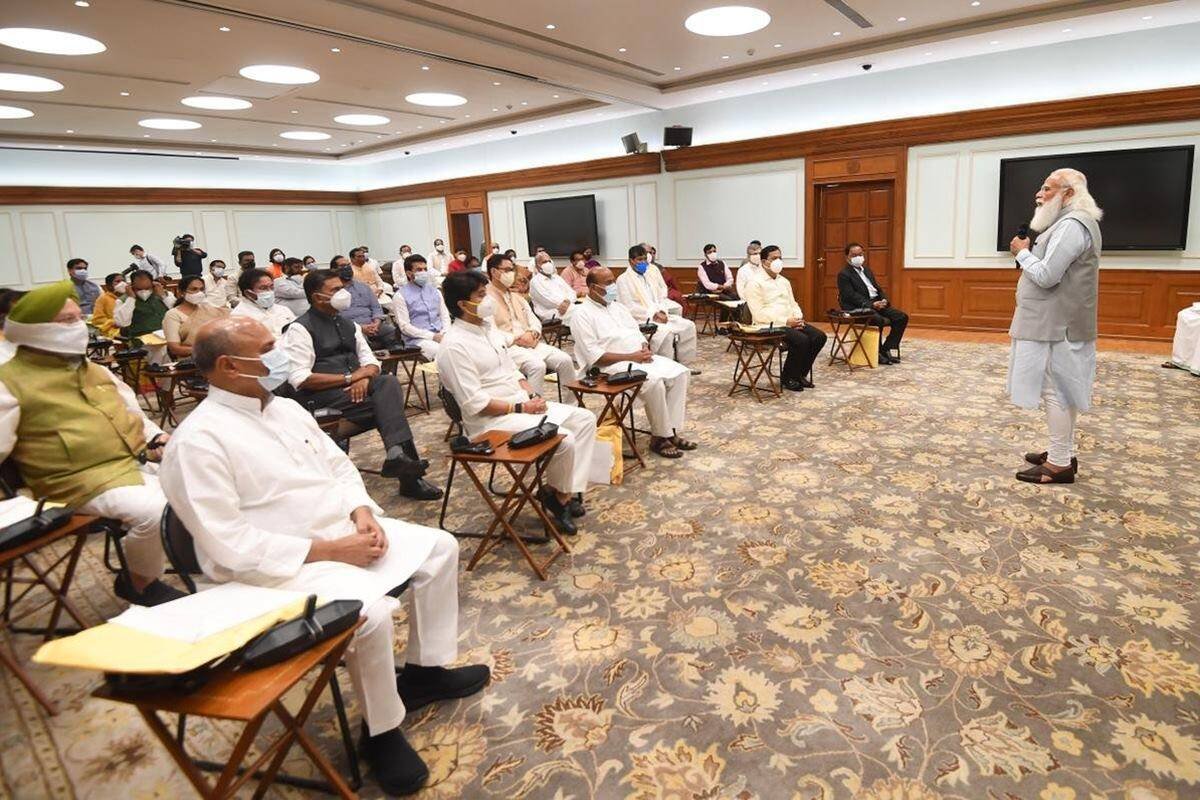 BJP संगठन में बदलाव की तैयारी! कैबिनेट से छुट्टी मिलने के बाद कुछ पूर्व मंत्रियों को मिलेगी जिम्मेदारी